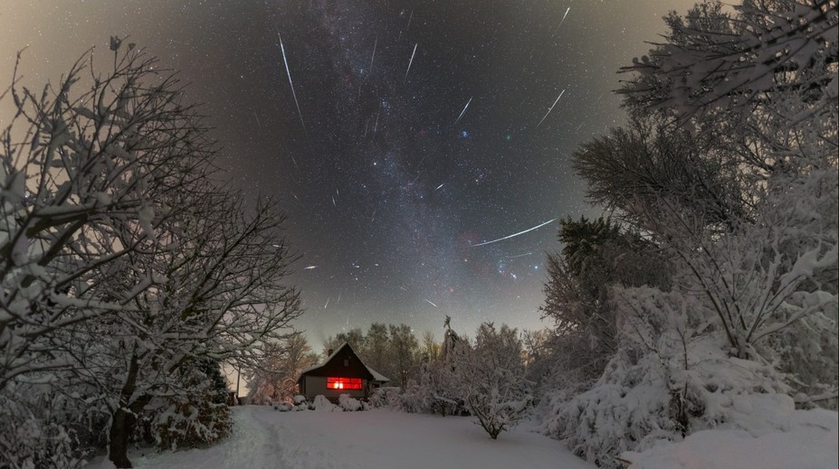 Noční obloha se v Česku už brzy rozzáří. Astronomové čekají až tisíc meteorů