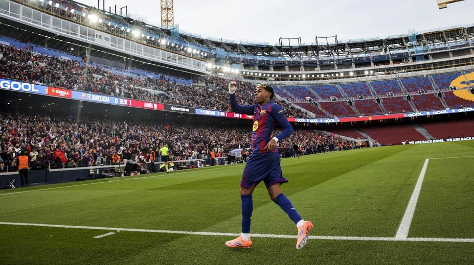 Barcelona prohrávala od první minuty, ale otočila. Hancko asistoval u výhry Atlética