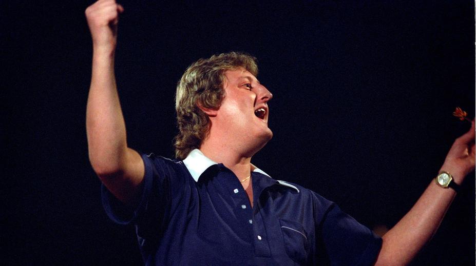 Eric Bristow: Pro šipky žil i zemřel. Z hospody je vytáhl na výsluní