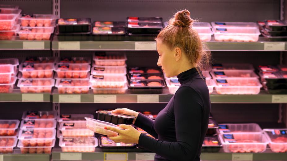 V mase našli bakterii signalizující přítomnost výkalů. Navíc se jí syrové