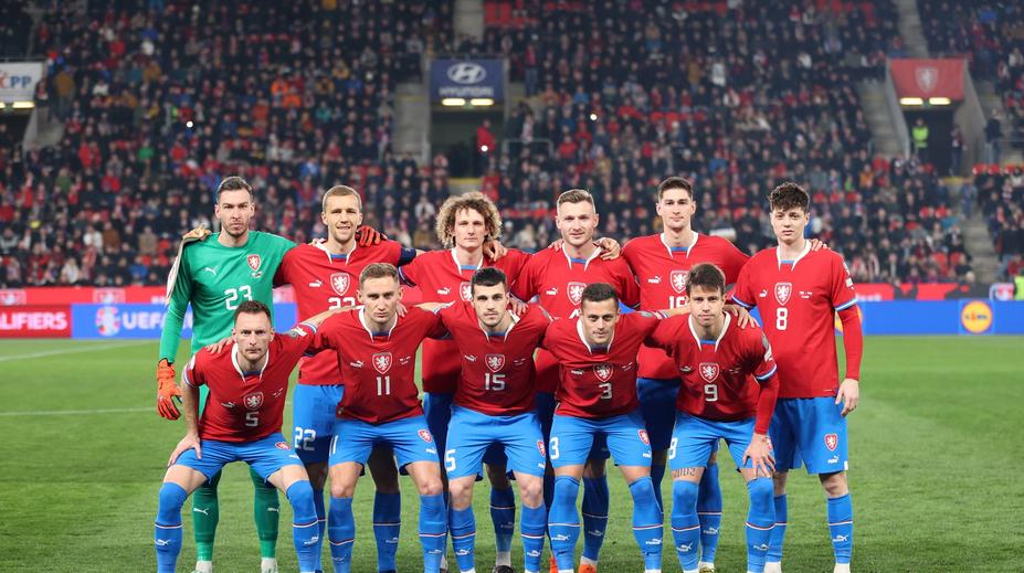 Jak vidí EURO v Anglii: Češi jsou podprůměrní, ale na postup to stačí