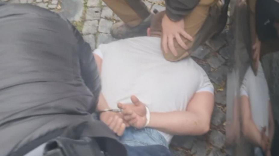 Muž čelí obžalobě z vraždy ženy v Hradci. Měl ji rdousit a posypat žíravinou