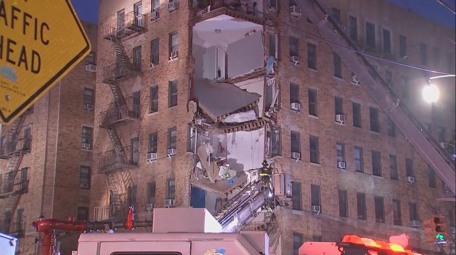Vánoční zázrak. V newyorském Bronxu se zřítila budova, nikdo nezemřel