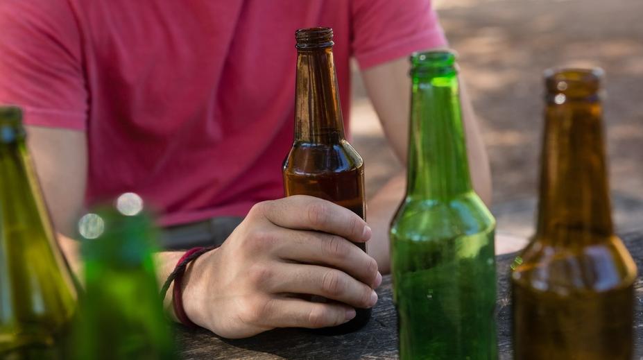 Ze supermarketů může zmizet známé pivo. Firma po 167 letech vyhlásila bankrot