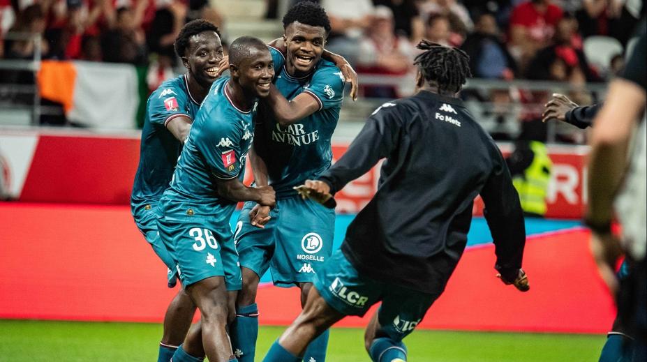 Ligue 1 vítá staronového účastníka. Baráž zvládly Méty, Remeš sestupuje