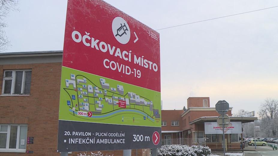 Nemocnice ruší očkovací centra. Lidé už o vakcíny nemají zájem