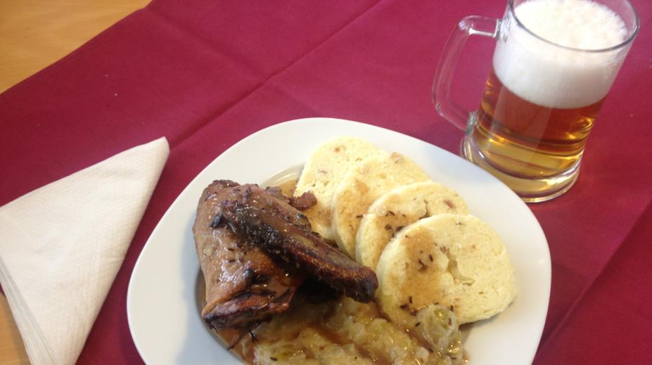 Dokonalá pečená kachna krok za krokem: Recept, který se povede vždy