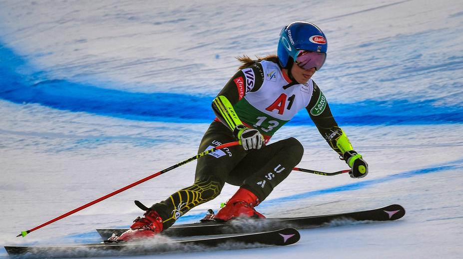 Zničená Ledecká si vzala den volna. Super-G v Bansku vyhrála Shiffrinová