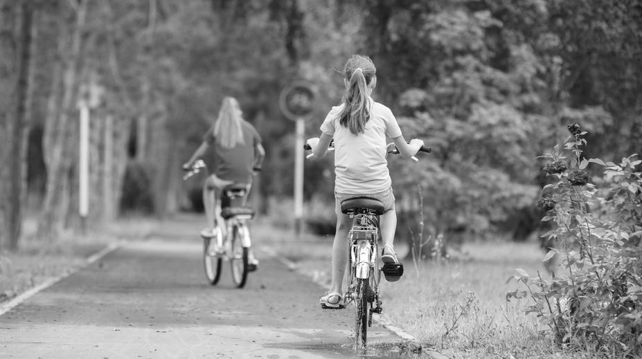 Na školním cyklovýletu zemřela studentka. Nepřežila srážku s autem