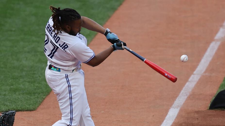Guerrero stejně jako otec vyhrál home run derby. Odpalem trefil dítě do hlavy