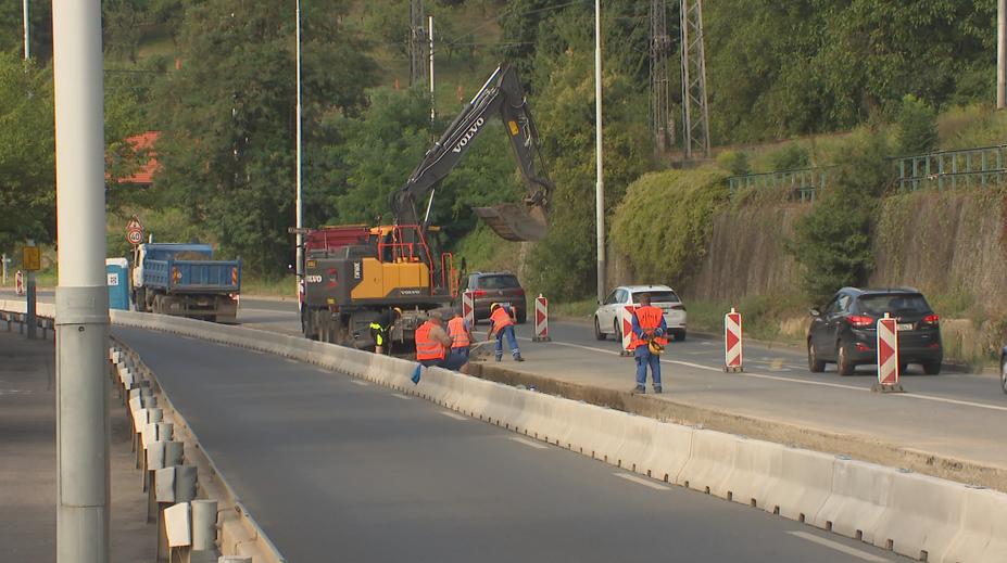Opravy kanalizace v Praze 6 se zdrží. Město se bojí dopravního kolapsu