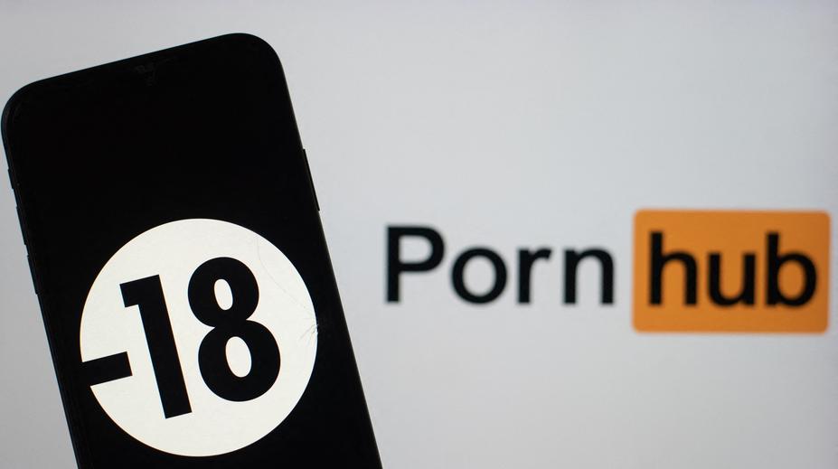 PornHubu prudce klesla návštěvnost: Lidé jeden večer změnili chování