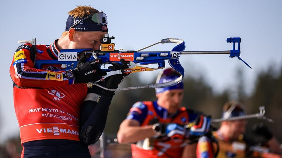 Boe připravil Nory o zlato. Češi desátí, ženská štafeta skončila osmá