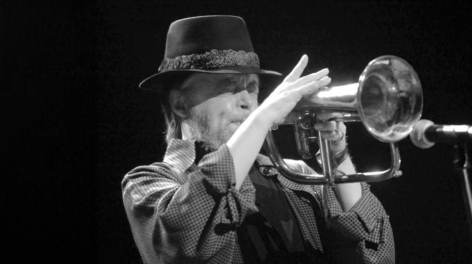 V 84 letech zemřel významný muzikant. Získal dvě ceny Grammy