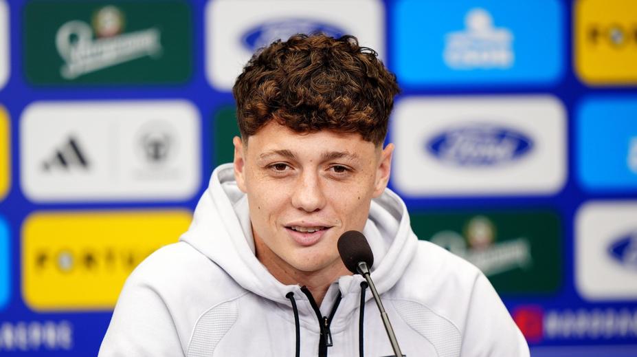Krejčí je připravený hrát proti Anglii. Těší se na souboje s Kanem