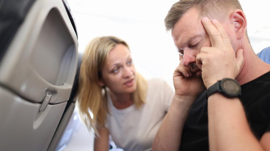 Poprask na letišti. Cestující v letadle přivezl extrémně infekční nemoc