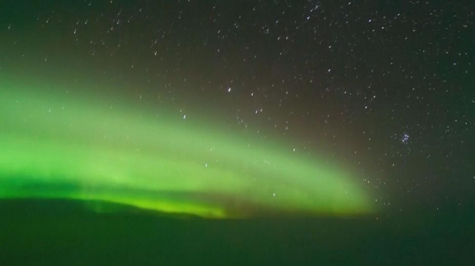 Krásný úkaz po masivní erupci. Nad střední Evropou se objevila polární záře