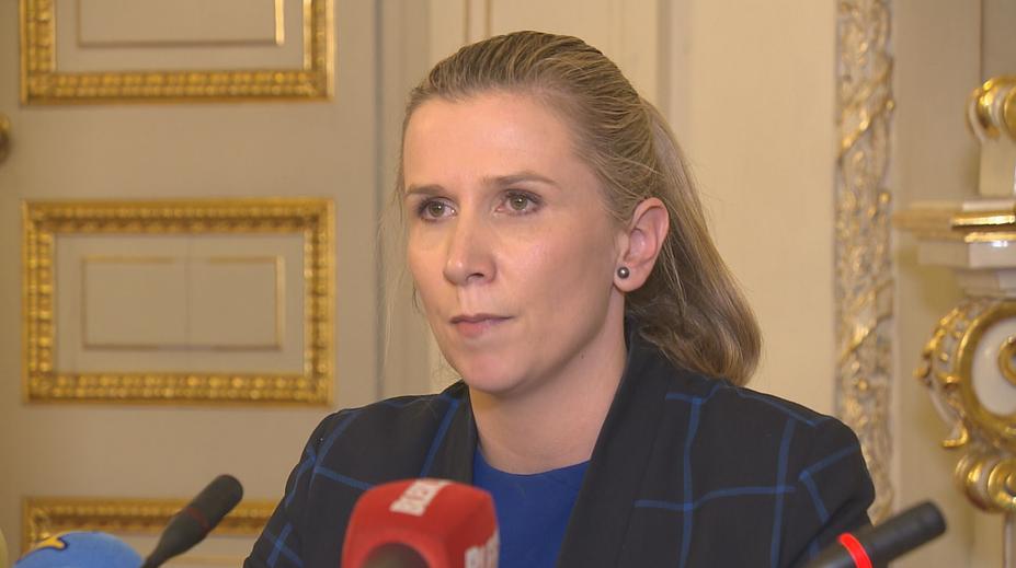 Exministryni Valachové hrozí trestní stíhání. Podle soudu křivě vypovídala