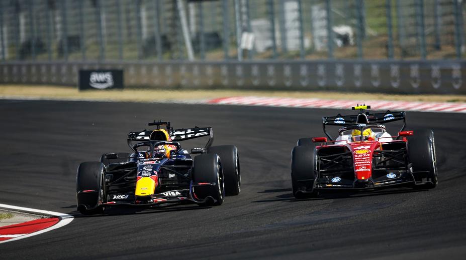 Skandál exkomisaře F1: Fandím Hamiltonovi. Verstappenovci jsou nejhorší, přiznal
