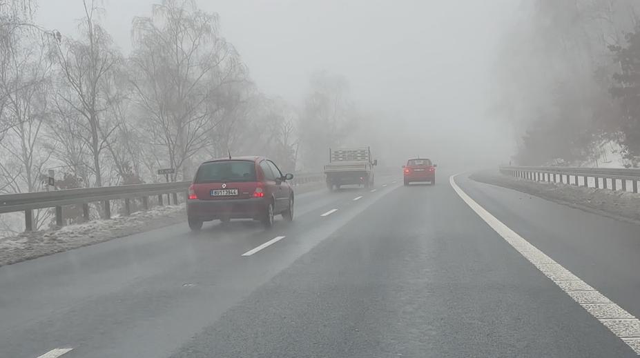 Řidiči na hlavním tahu mezi Mostem a Chomutovem budou moci jezdit rychleji