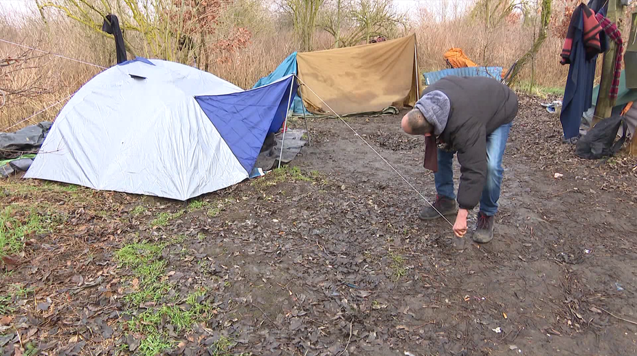 Pro chudé bylo zdražení potravin zabiják, říká bezdomovec. Odborníky teď děsí superdávka