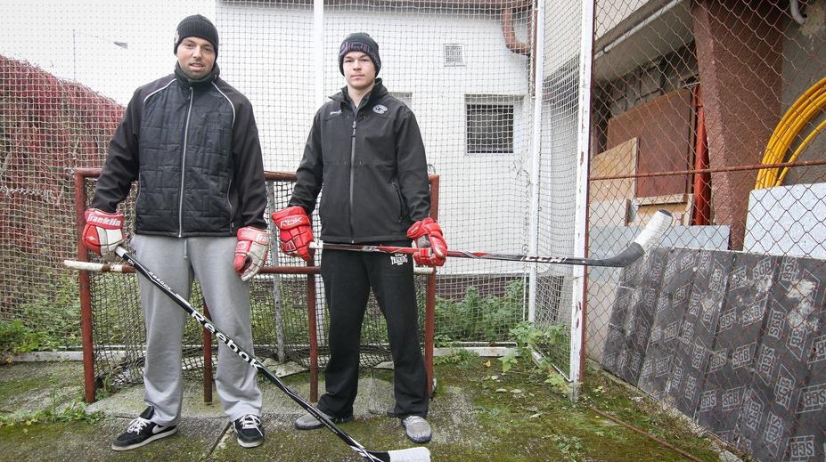 V dětství zachránil Hertla před utonutím. Teď letí podpořit bratra na finále