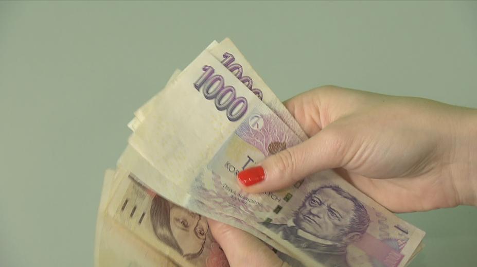 Platy ve veřejné sféře čeká převrat. Nejhůře placení dostanou přidáno