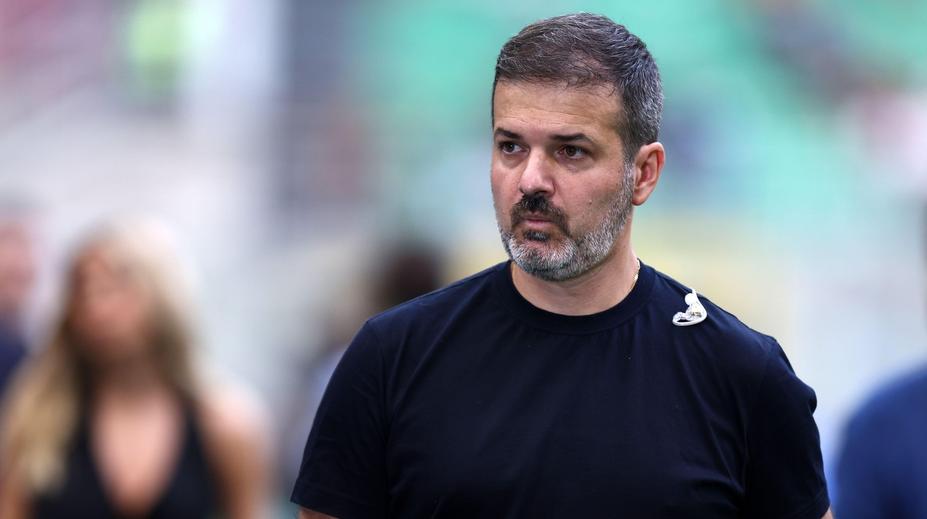 Nepopulární extrenér Sparty Stramaccioni je za hrdinu, zachránil z moře dvě tonoucí