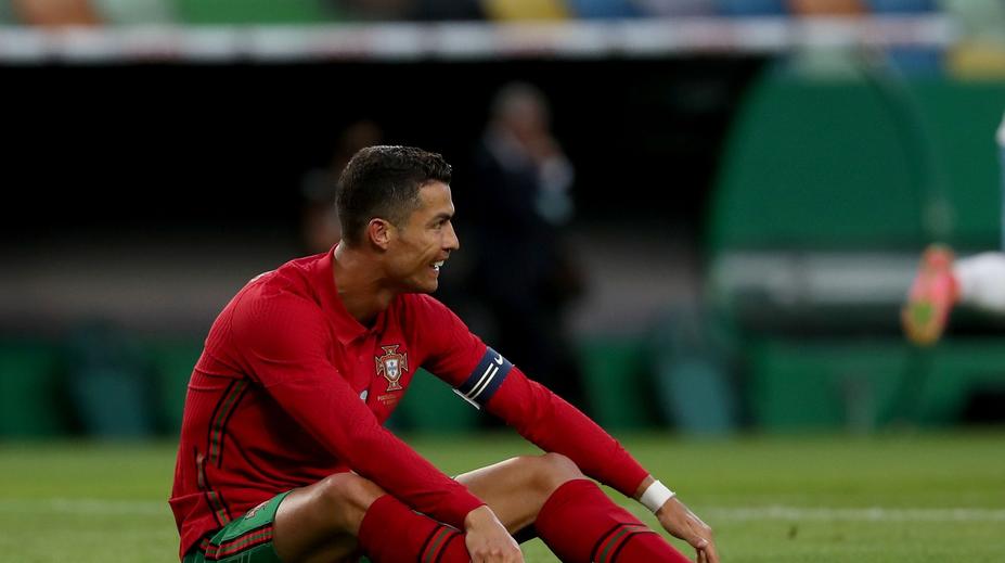 VIDEO: Takhle nepovedený přímák jste od Ronalda ještě neviděli