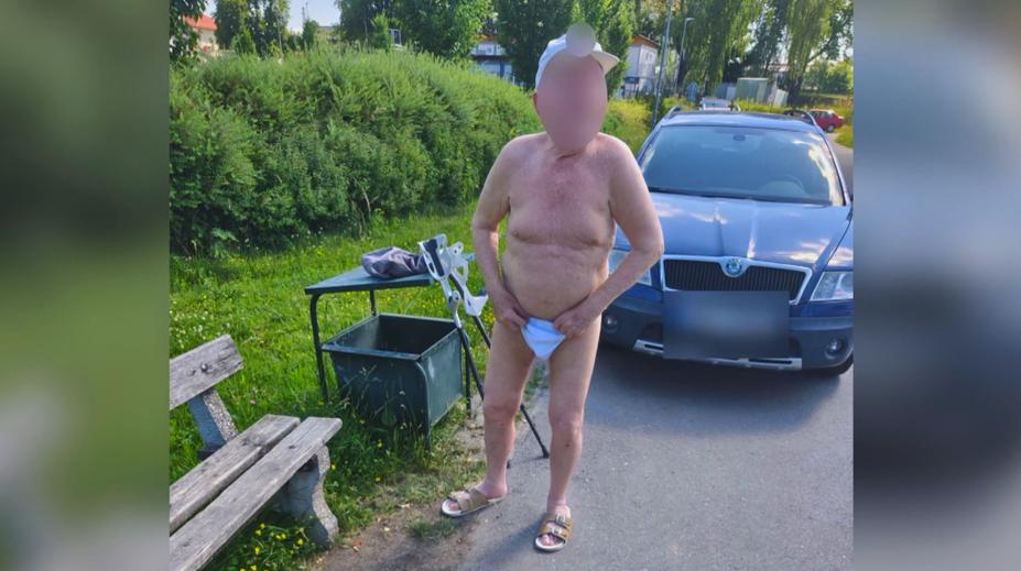 Na svitavském hřbitově se opaloval senior ve slipech. Rozzuření lidé volali policii