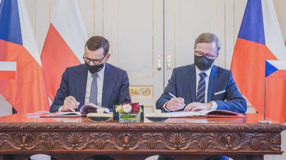 Do Česka dorazily peníze za důl Turów, vláda stáhla žalobu na Polsko