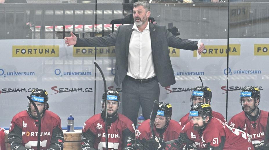 Trenér Sparty hořekoval na rozhodčí. Ti ale v důležitém momentu nechybovali
