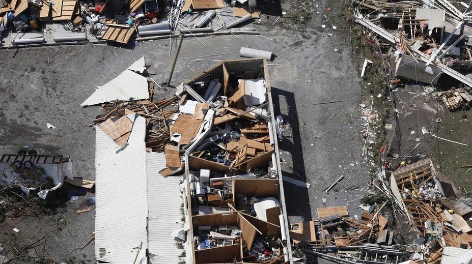 Počet obětí hurikánu Michael stále stoupá. Úřady hlásí 20 mrtvých