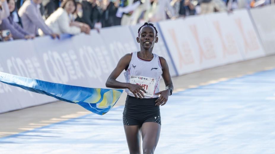 Elitní maratonkyně dostala šestiletý trest. Falšovala lékařské předpisy, aby kryla doping