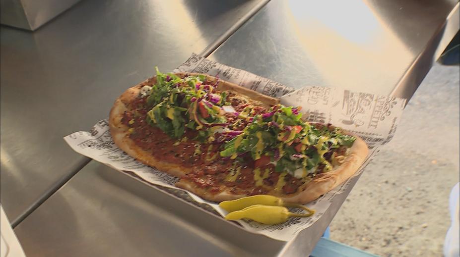 Moderní metropole se pyšní lahodnou street foodovou scénou