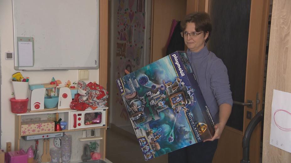 Stavebnice přišla omylem dvakrát. Když ji žena chtěla vrátit, měla platit 12 tisíc