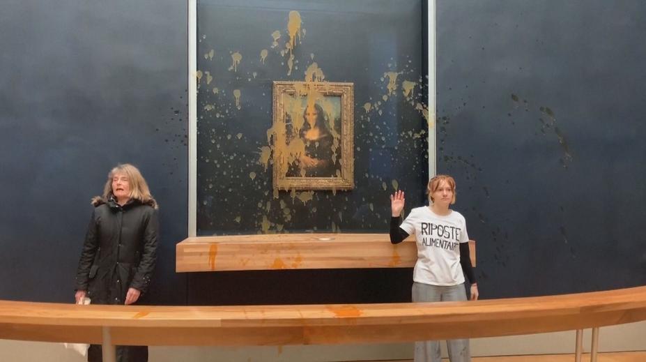 Aktivistky polily veledílo da Vinciho. Na Monu Lisu si nachystaly polévku