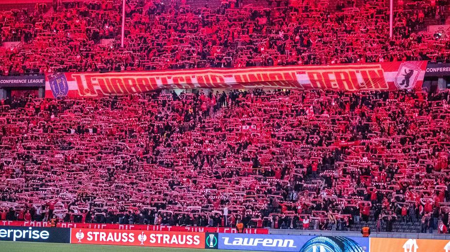 Bundesligu kosí návštěvnost, stadiony budou opět poloprázdné