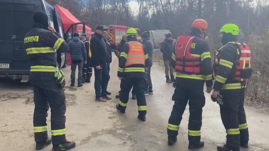 Tragický konec pátrání v Dalešicích. Policistu našli mrtvého na dně vodní nádrže