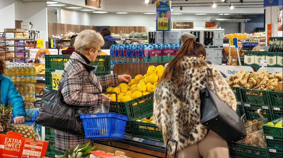 Co teď čeká věrné zákazníky Tesca: V příštích měsících se rozhodne o kartičkách