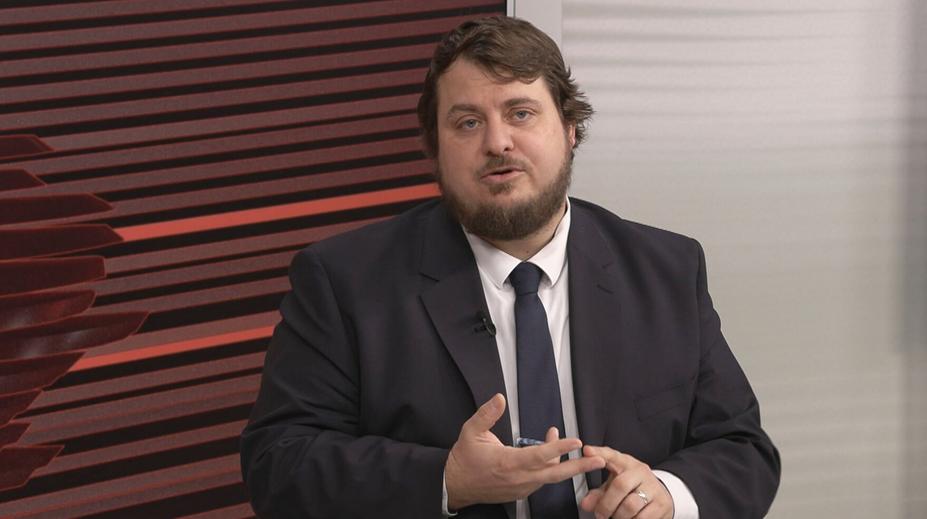 Šmída: Při chůzi pozpátku ve Sněmovně jsem zakopl. Ukázali jsme, že couváme na Východ