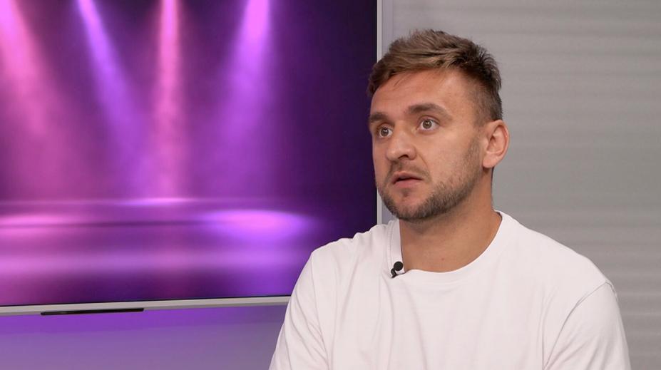 Rychlá jízda po dálnici byla facka. Nechci, aby dcery sledovaly mou dřívější tvorbu, kaje se Tary