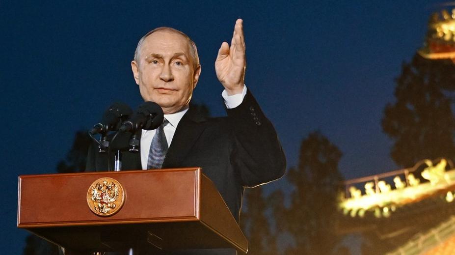 V Číně natočili Putinův tajemný kufřík. Vyslal jím Západu hrozivý vzkaz