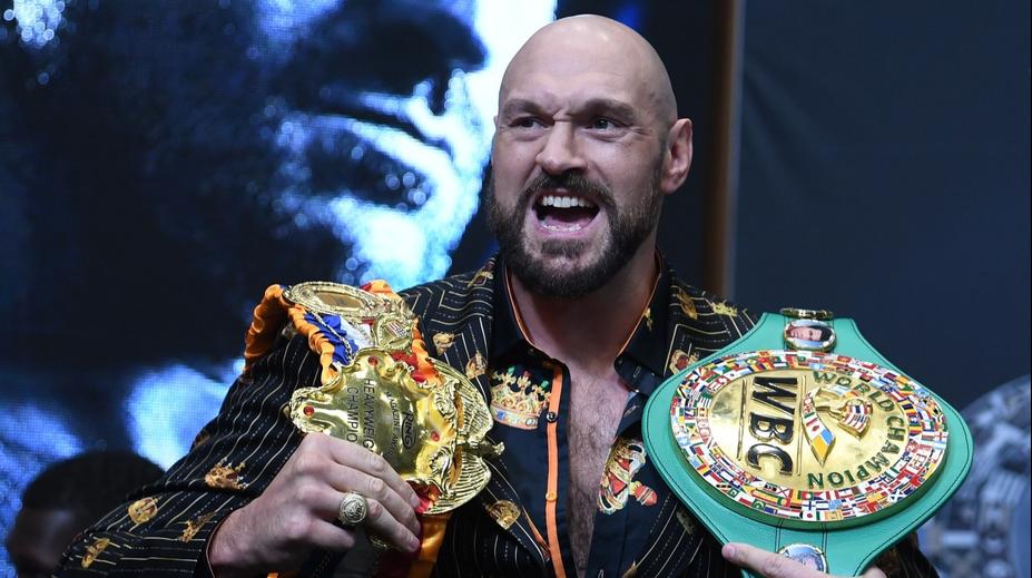 Blíží se boxerský mega zápas. Fury má o krále Anglie vyzvat Joshuu