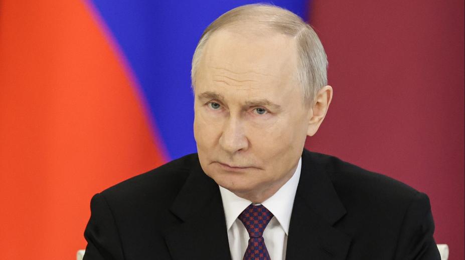 Putin má strach o život. Satelitní snímky zachytily, jak vypadá okolí jeho sídla