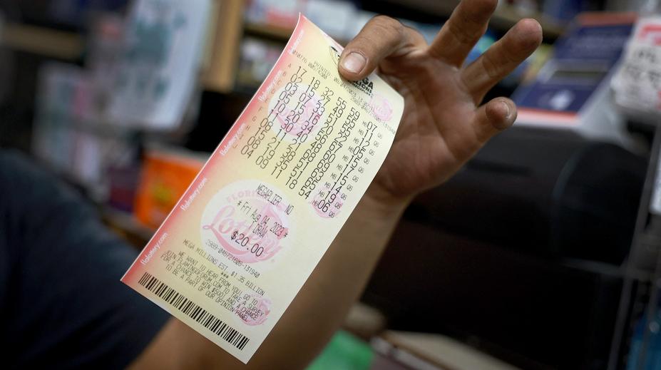Výherní tiket používal jako záložku. Po dvou měsících se mu změnil život