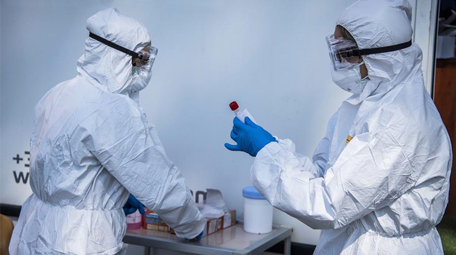 Odhalili nový první případ nákazy v Evropě. Virus tu byl dřív, než se myslelo