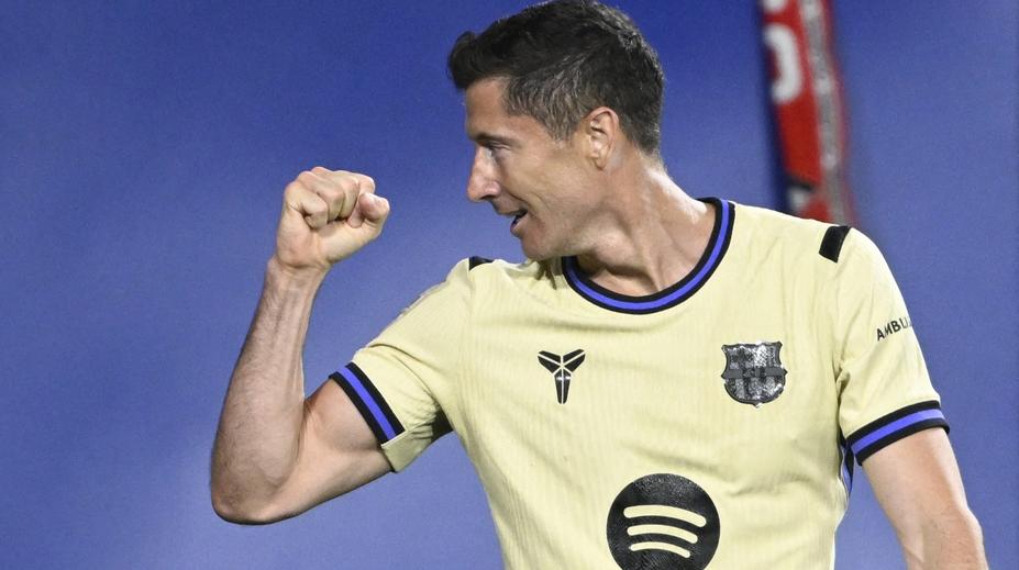 Lewandowski jde ve stopách Messiho. Hvězda letí jednat o přestupu do USA