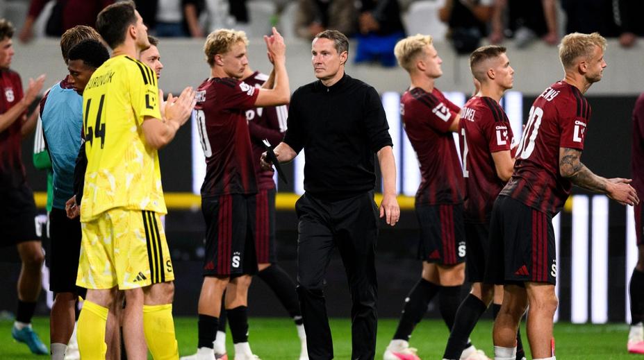 „Ještě vyhoďte uklízečku.“ Fanoušci Sparty se vysmívají změnám v realizačním týmu