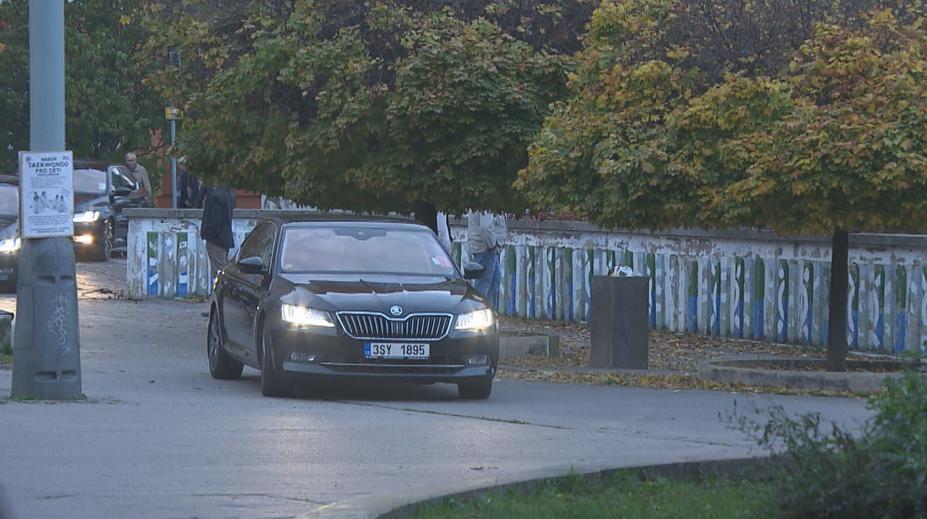 Nového prezidenta čeká řada benefitů. Jedním z nich je služební vůz